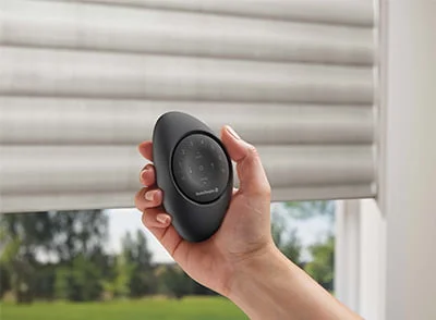 A&B Interiors - Luxaflex Powerview Remote